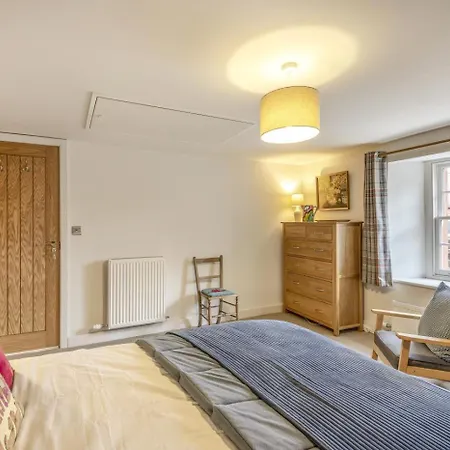 2 Bed In Oc-h36925