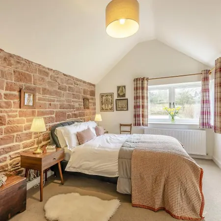 2 Bed In Oc-h36925